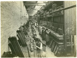 Axminster gevindskæring, tæppefabrik, 1923 af English Photographer